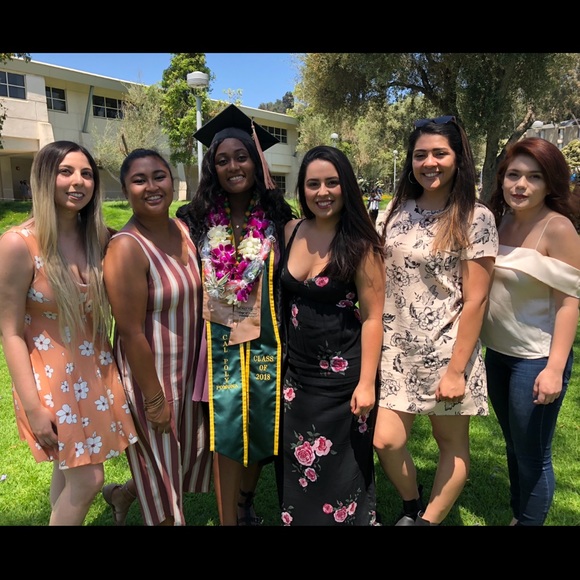 Meet your Posher, Danessa - Picture 1 of 2